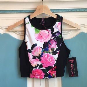 ADORABLE NWT Betsey Johnson size XS workout bra.